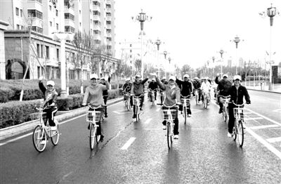黑河市民自發(fā)愛(ài)護自行車(chē)